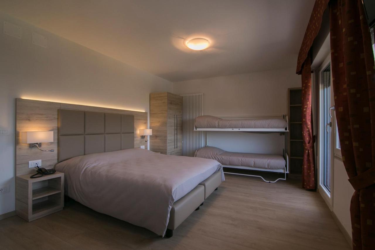 Hotel Tre Pini Danta Bagian luar foto