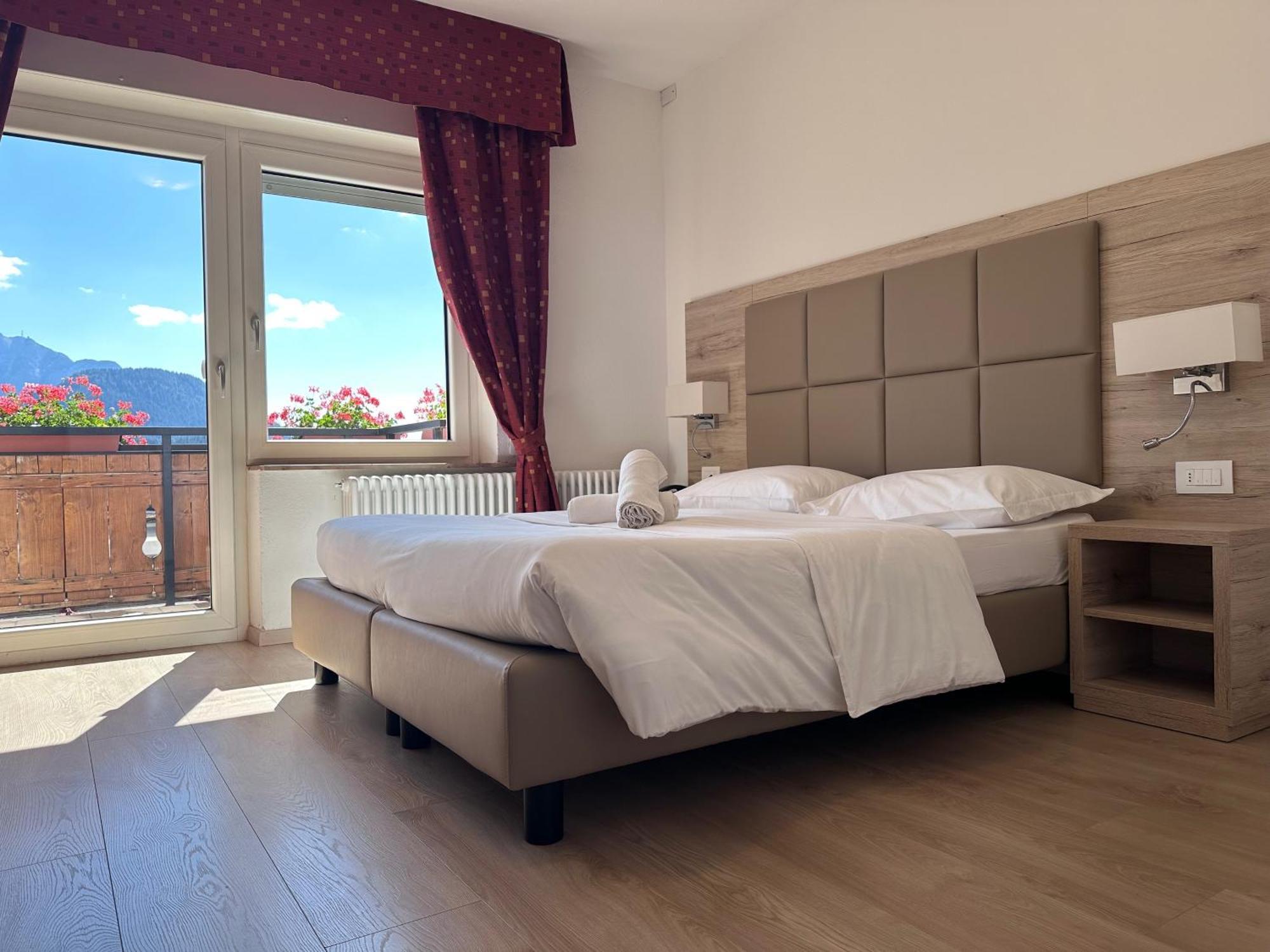 Hotel Tre Pini Danta Bagian luar foto