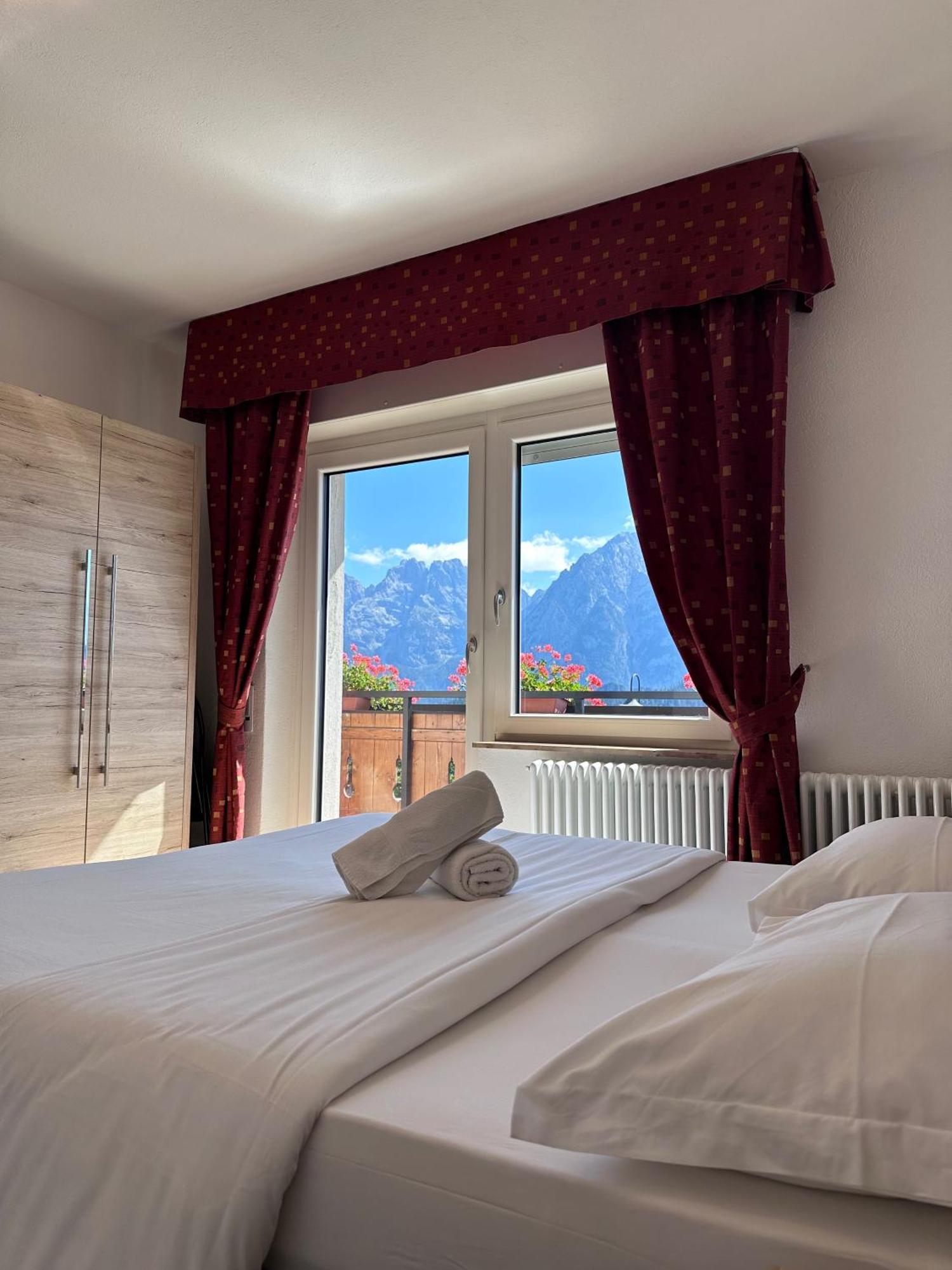 Hotel Tre Pini Danta Bagian luar foto
