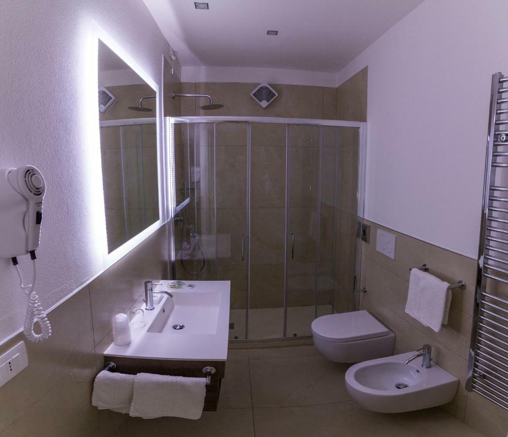 Hotel Tre Pini Danta Bagian luar foto